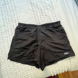 PATAGONIA MENS BLACK BAGGIES